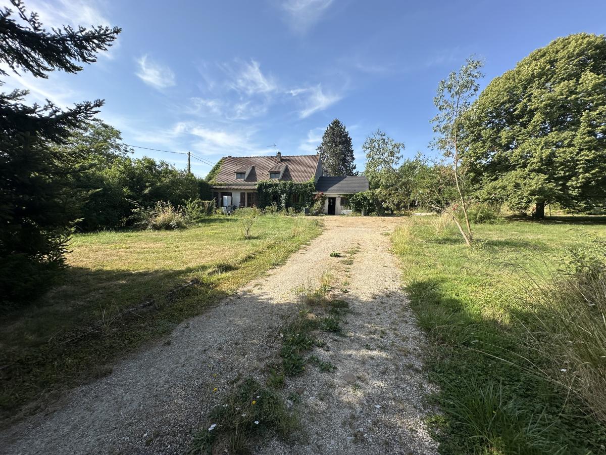 Maison 4 pièces 113 m² · à Neuvy-Sautour · 112,6 m² · 115 500 €