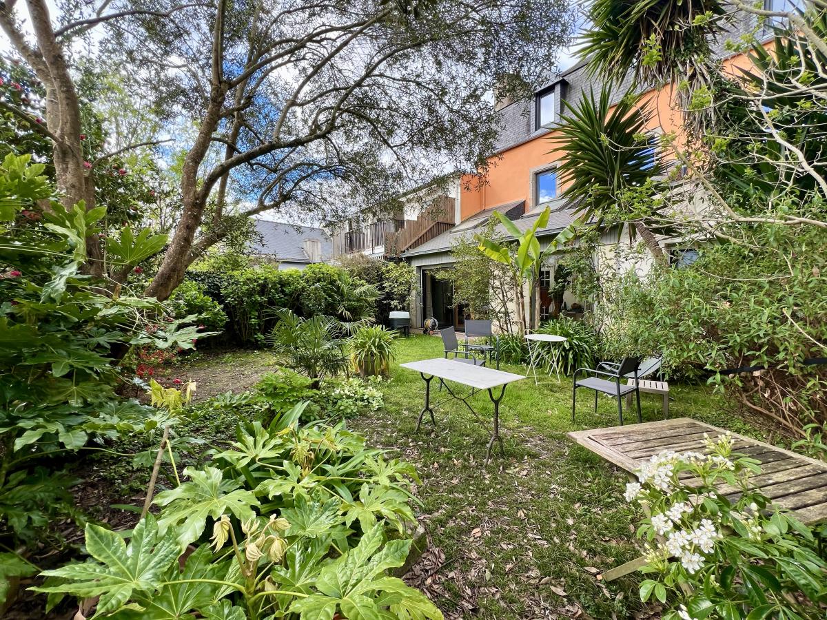 Maison 9 pièces 165 m² · à Lorient · 165 m² · 620 322 €