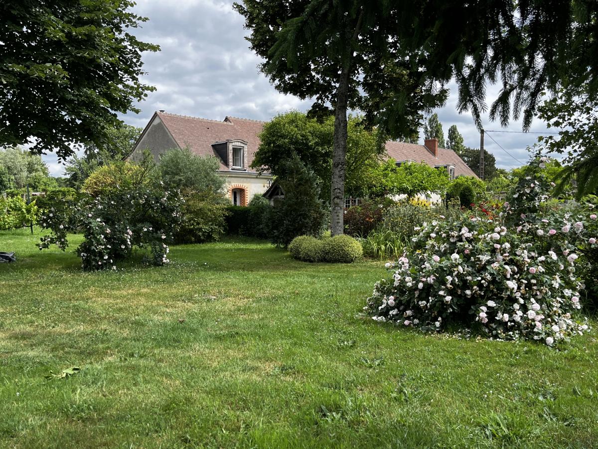 Maison 10 pièces 432 m² · à Luynes · 432 m² · 840 000 €