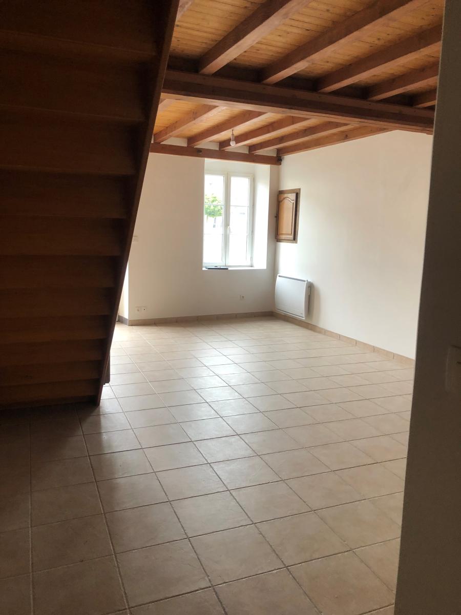 Maison 1 pièce 67 m² · à Montebourg · 67 m² · 750 €/mois