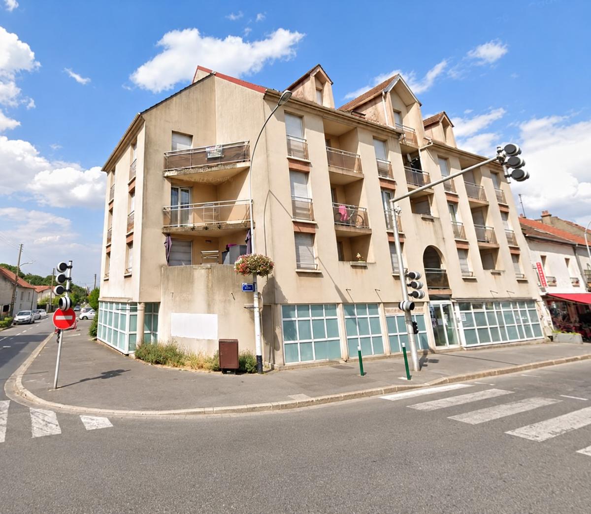 Appartement 1 pièce 31 m² · à Vaujours · 31,5 m² · 121 000 €