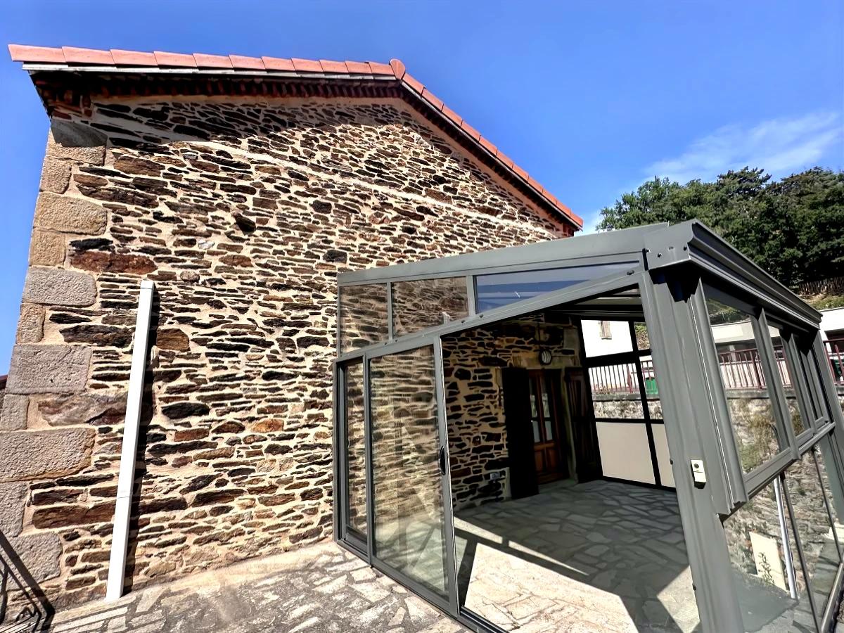 Maison 3 pièces 96 m² · à La Valla-en-Gier · 96 m² · 230 000 €
