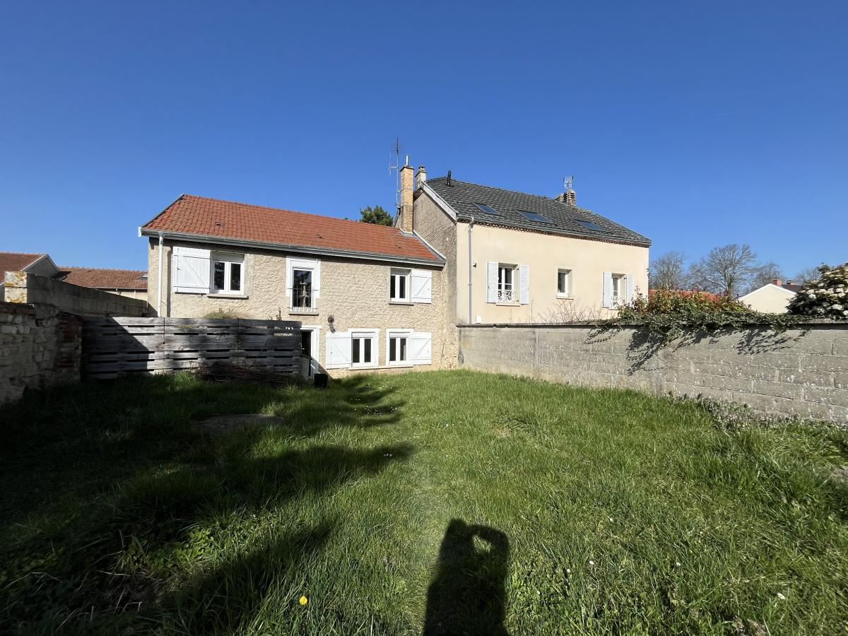 Maison 5 pièces 104 m² · aux Mesneux · 104 m² · 275 600 €