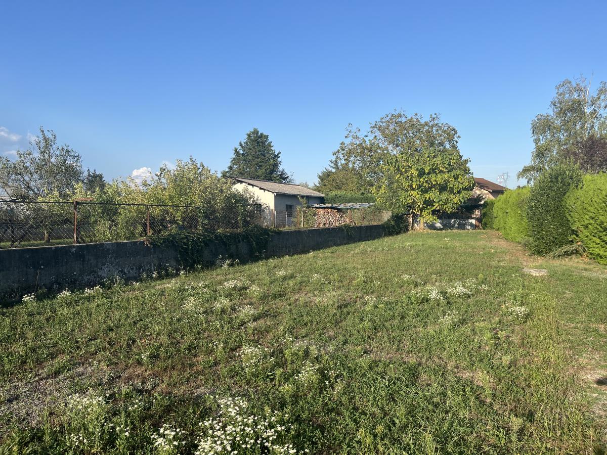 Parcelle de terrain à bâtir · à Saint-Maurice-de-Gourdans · 160 000 €
