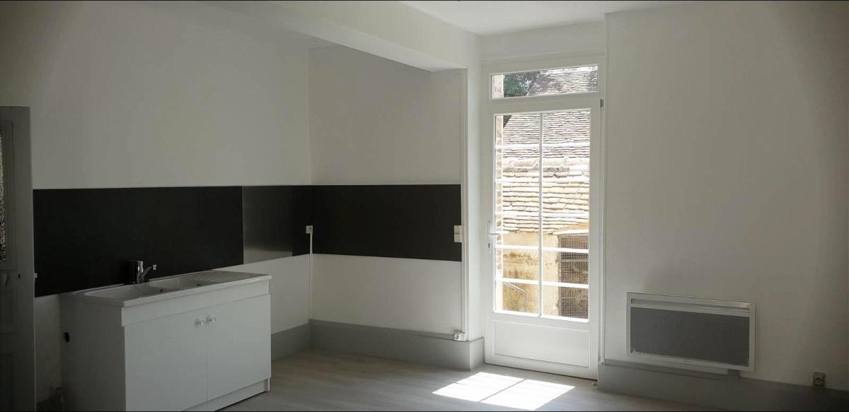 Maison 2 pièces 45 m² · à Ferrières-en-Gâtinais · 45 m² · 559 €/mois