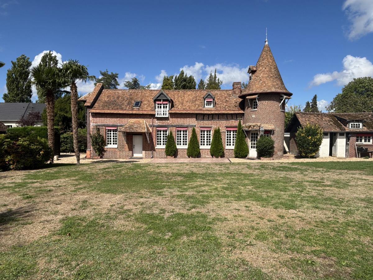 Maison 7 pièces 133 m² · à La Saussaye · 133 m² · 288 000 €