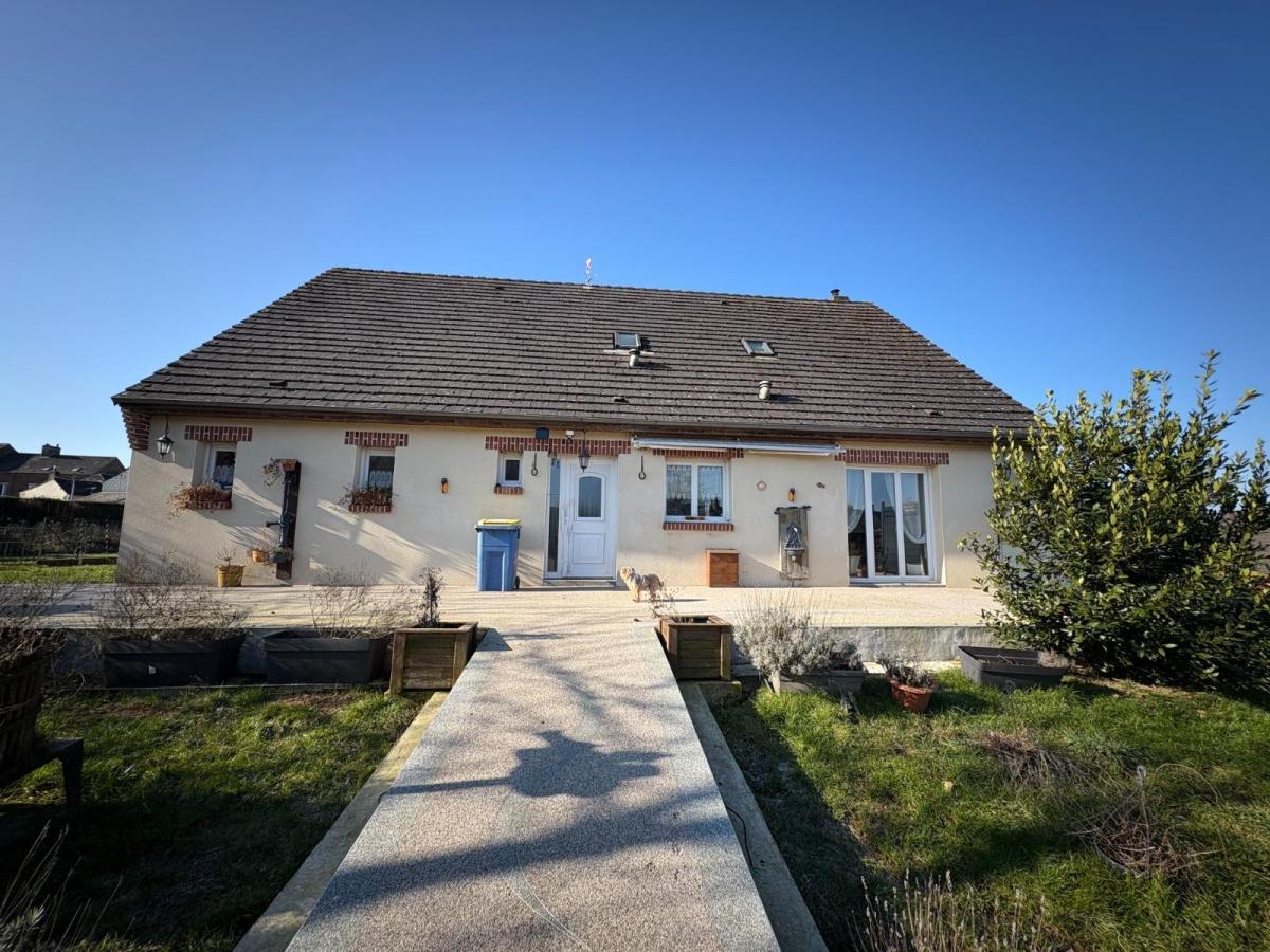 Maison 9 pièces 212 m² · à Hirson · 212 m² · 220 500 €
