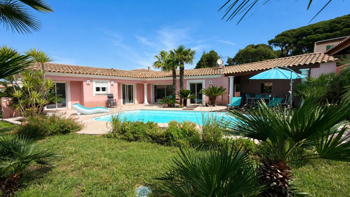Maison 5 pièces 120 m² · à Fréjus · 120 m² · 750 000 €