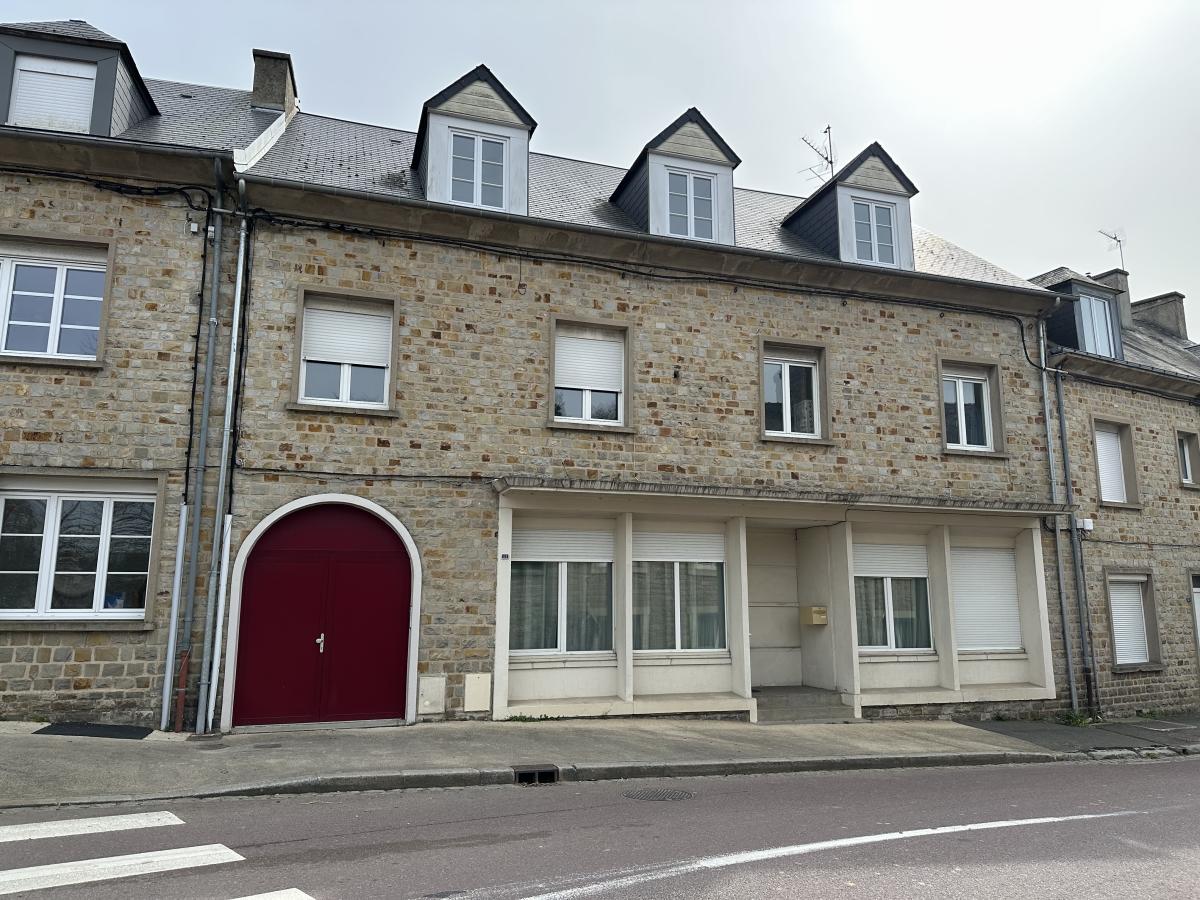 Immeuble 3 pièces 217 m² · à Picauville · 217 m² · 273 400 €
