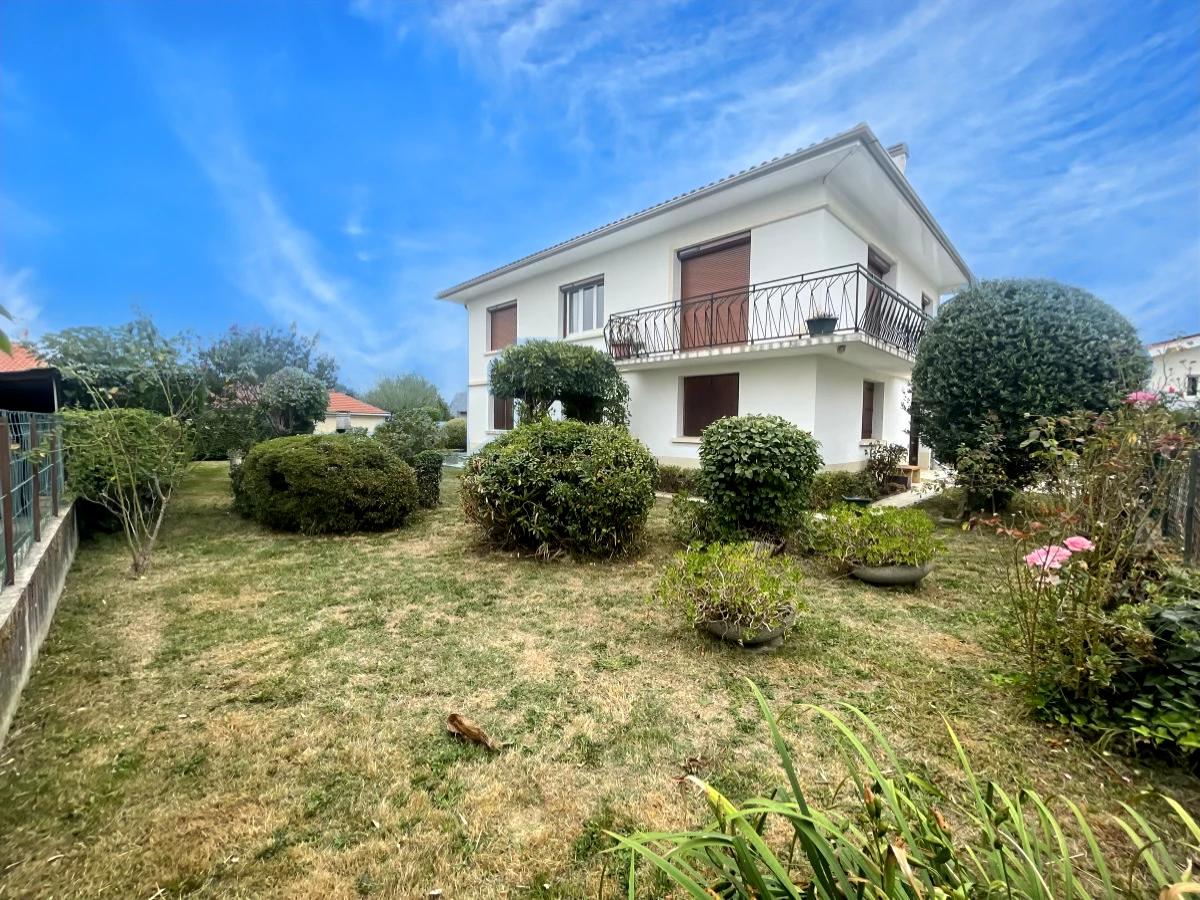 Maison 96 m² · à Barbazan-Debat · 96,4 m² · 195 000 €