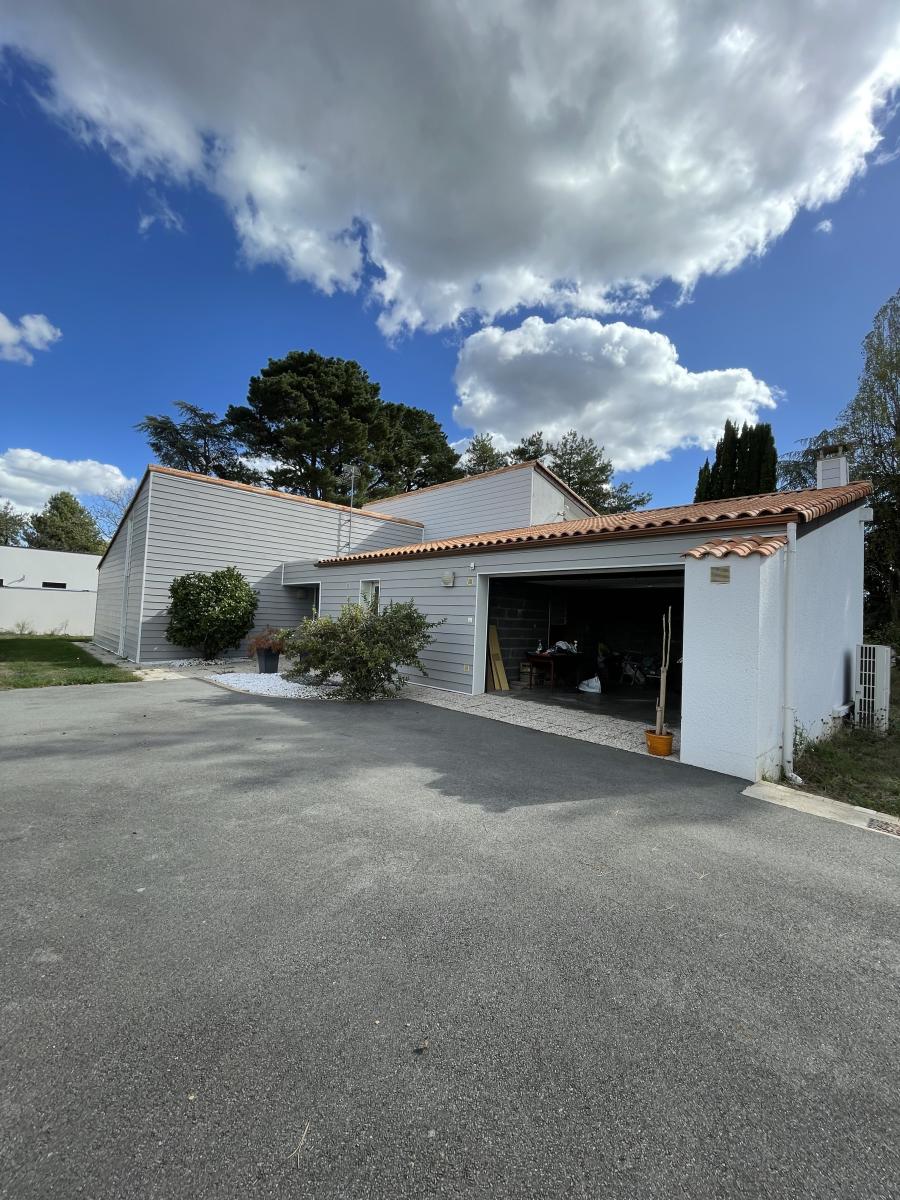 Maison 6 pièces 213 m² · à Bouguenais · 213 m² · 1 500 €/mois