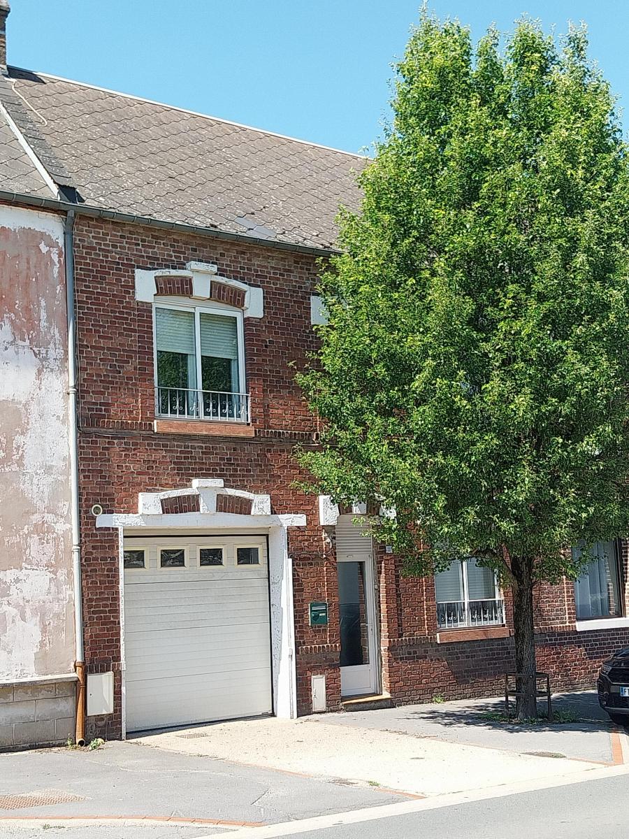 Maison 8 pièces 92 m² · à Beaumetz-lès-Loges · 92 m² · 160 000 €