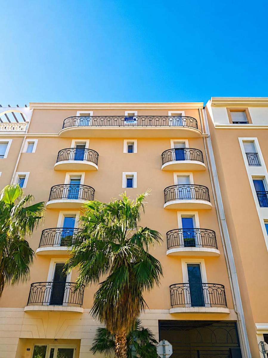 Appartement 3 pièces 101 m² · à Hyères · 100,7 m² · 545 000 €