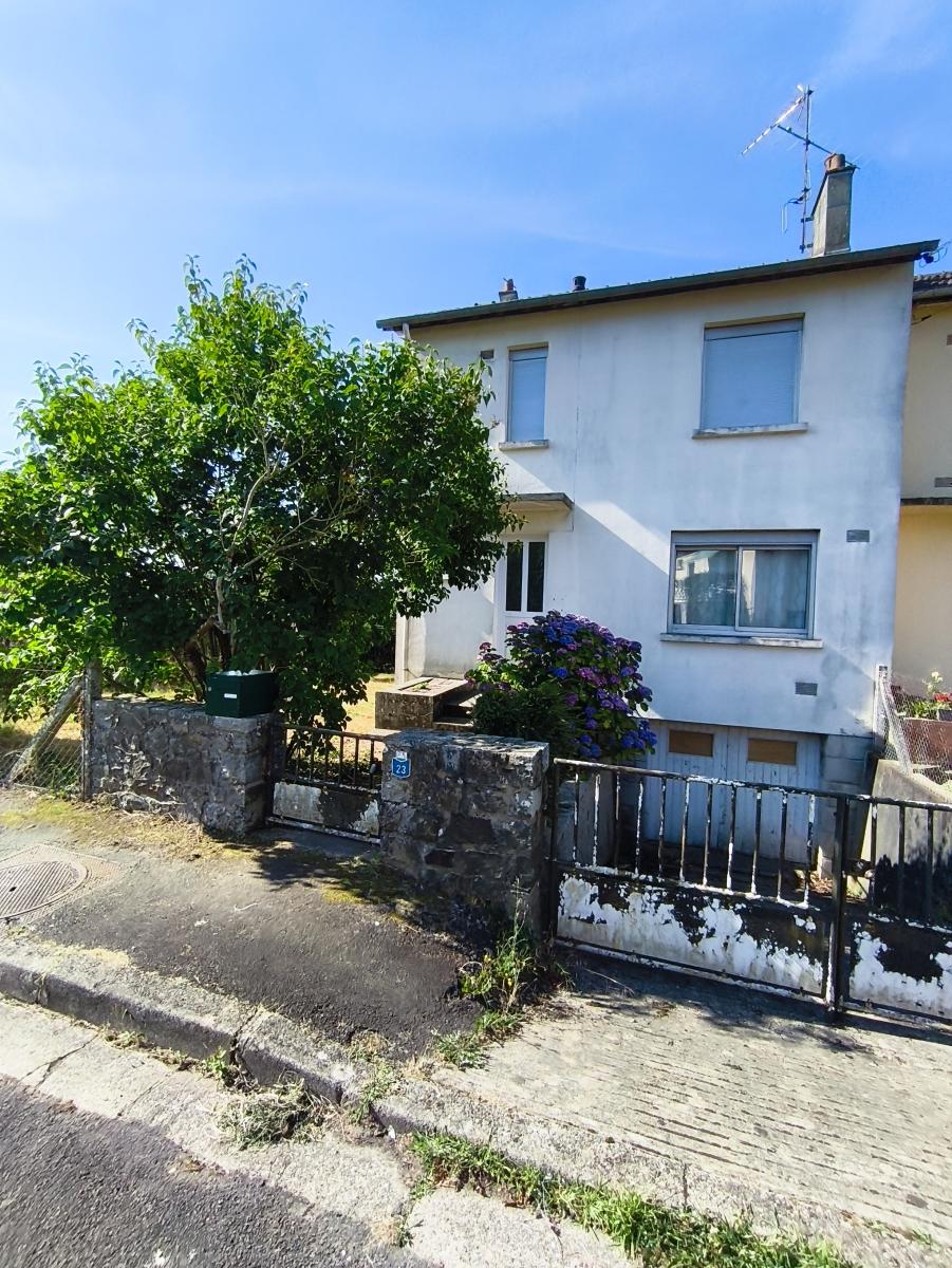 Maison 4 pièces 72 m² · à Domfront en Poiraie · 72 m² · 54 500 €