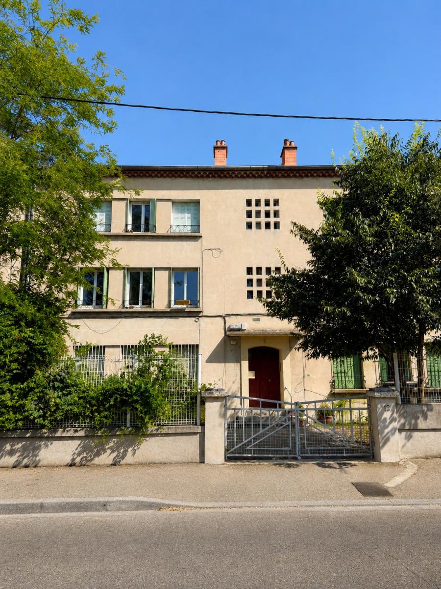 Appartement 4 pièces 54 m² · à Avignon · 54 m² · 65 000 €