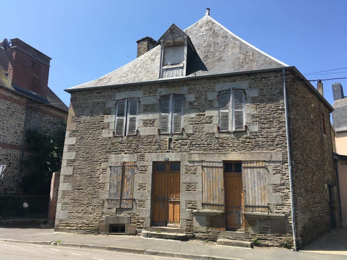 Maison 4 pièces 114 m² · à Saint-James · 114 m² · 33 600 €