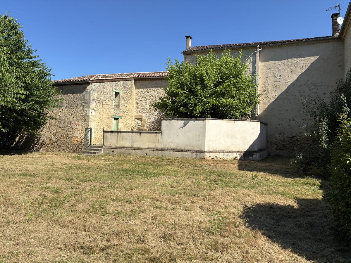 Maison 6 pièces 100 m² · à Gironde-sur-Dropt · 100 m² · 145 000 €