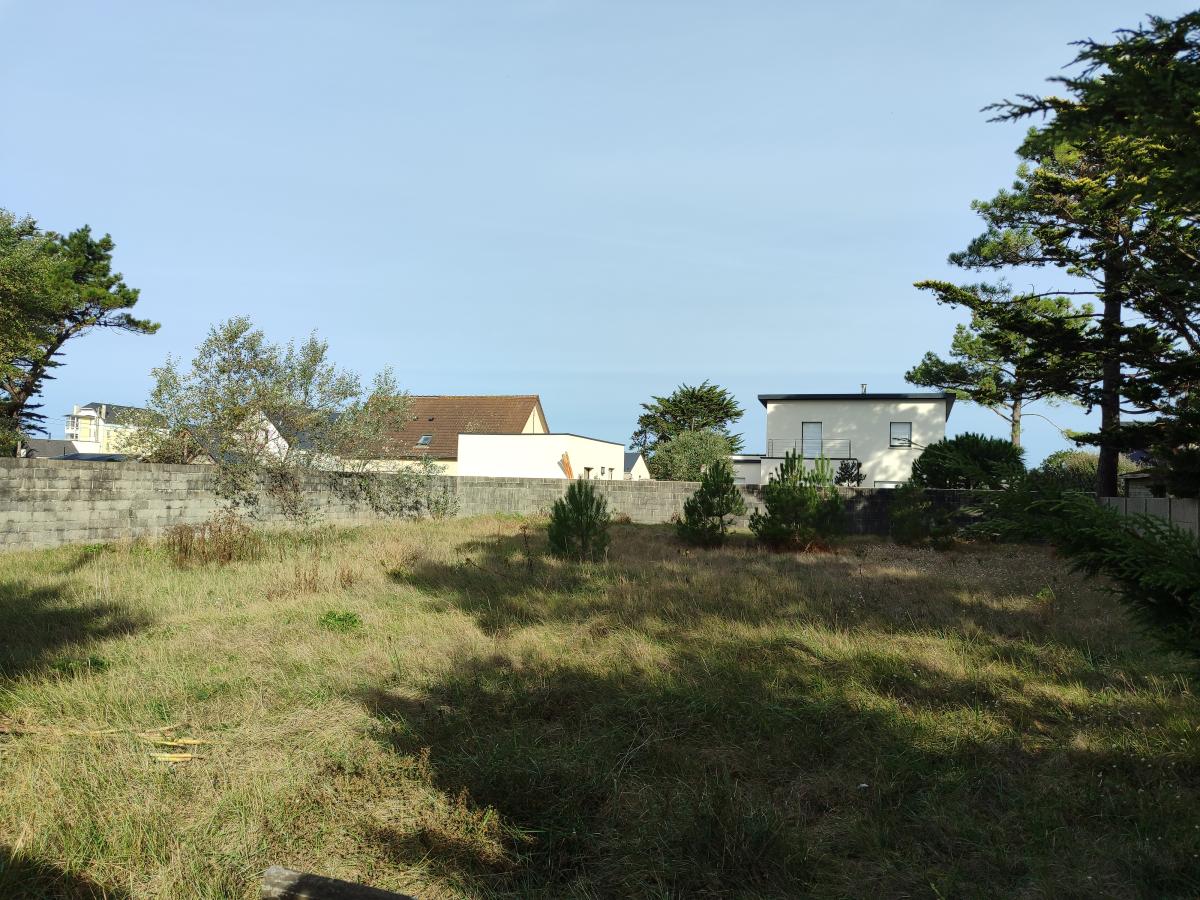 Terrain 770 m² · à Saint-Germain-sur-Ay · 158 160 €