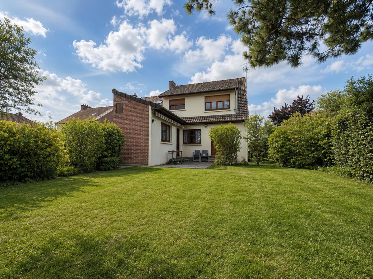 Maison 6 pièces 108 m² · à Isbergues · 108,2 m² · 210 000 €