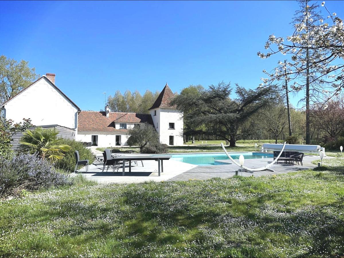 Maison 7 pièces 380 m² · à Rivarennes · 380 m² · 678 500 €