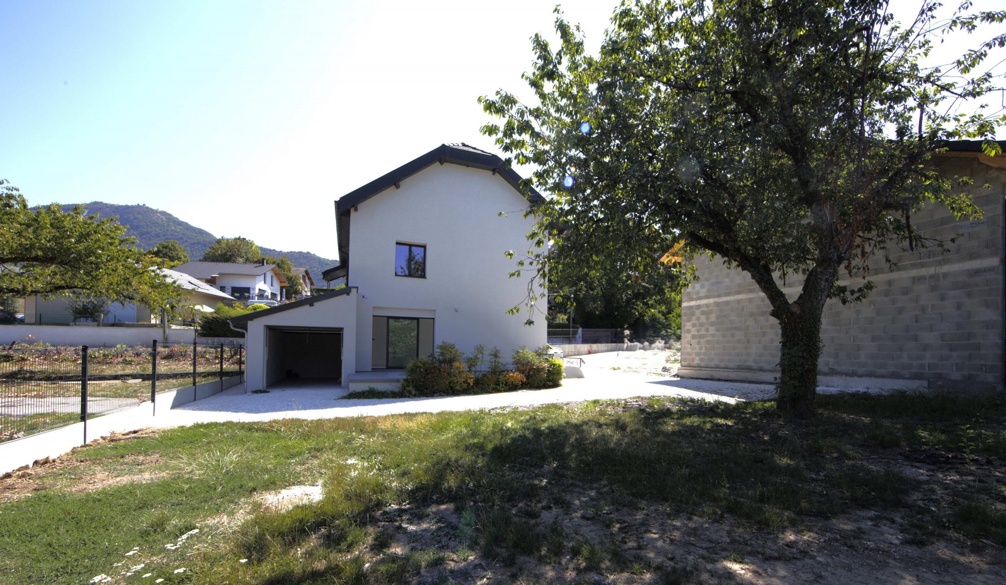 Maison 4 pièces 82 m² · à Challes-les-Eaux · 82 m² · 415 000 €