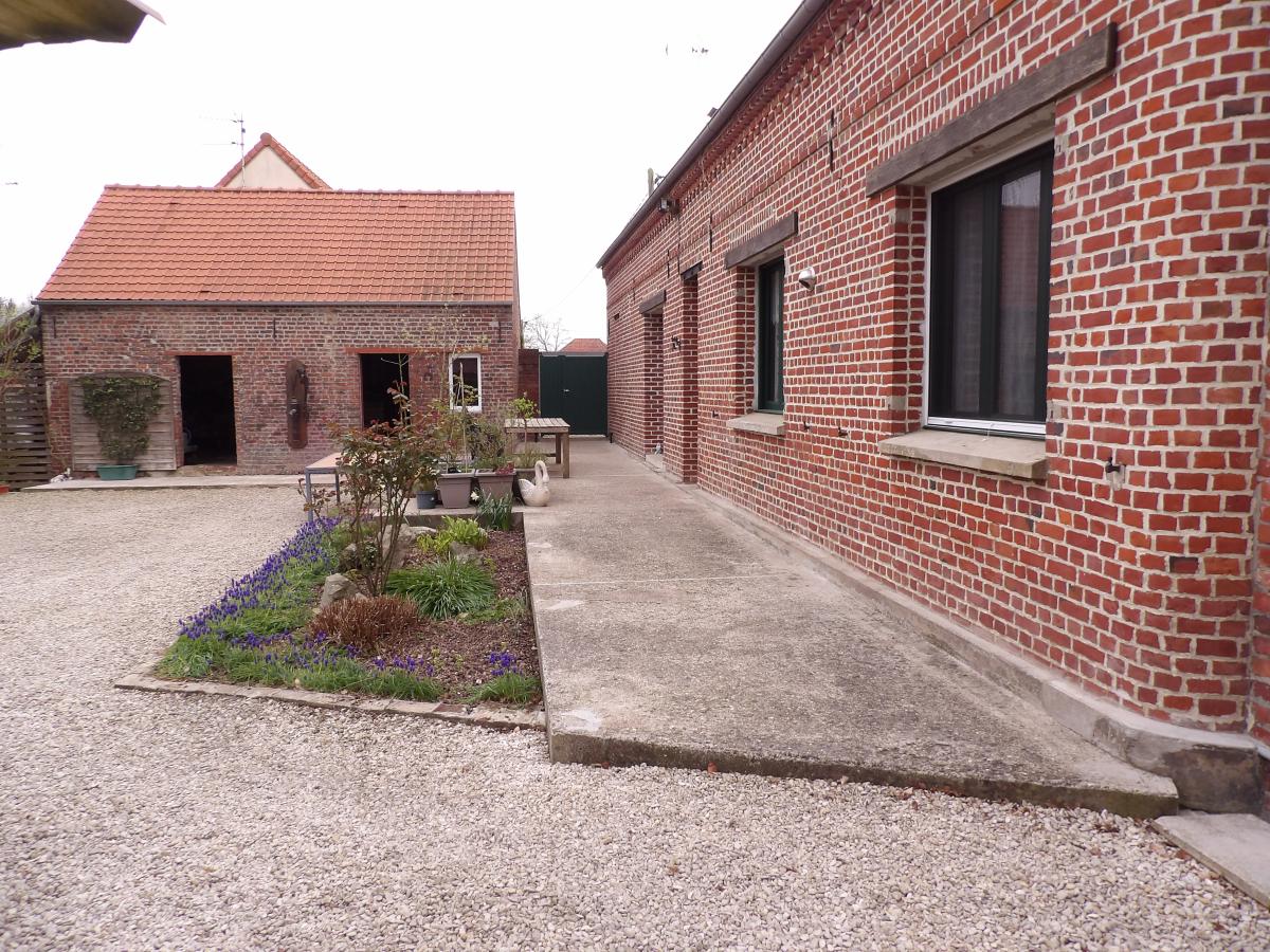 Maison 6 pièces 140 m² · à Ames · 140 m² · 225 000 €
