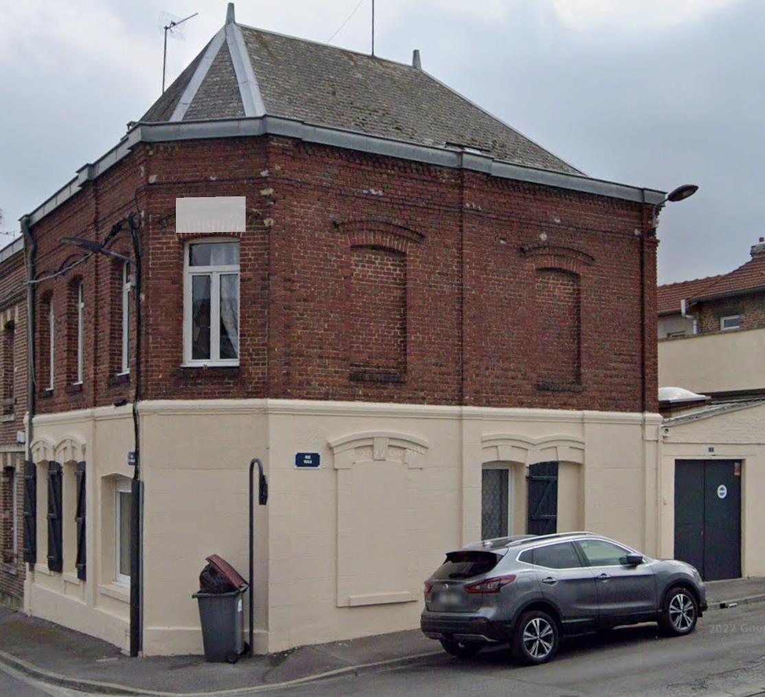 Maison 6 pièces 122 m² · à Saint-Quentin · 122 m² · 125 000 €
