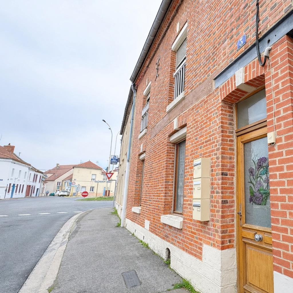 Immeuble 167 m² · à Blancs-Coteaux · 167 m² · 146 720 €