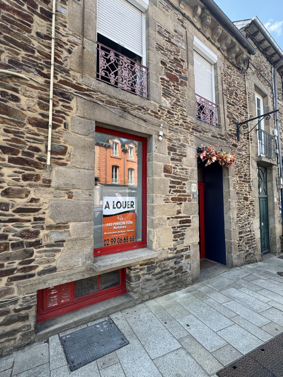 Réseau des notaires · à Montauban-de-Bretagne · 65 m² · 650 €/mois