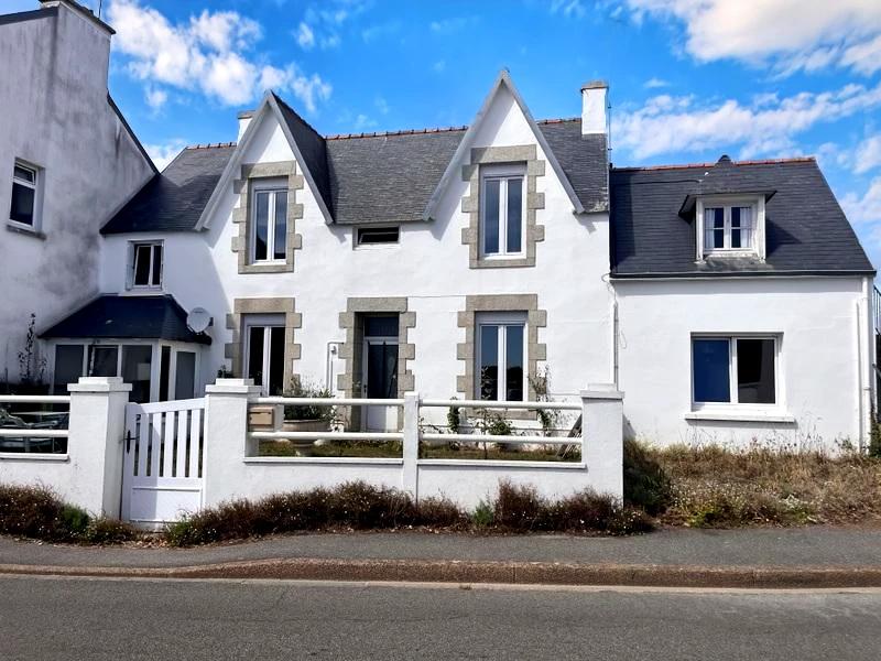Maison 8 pièces 146 m² · à Treffiagat · 146 m² · 249 800 €
