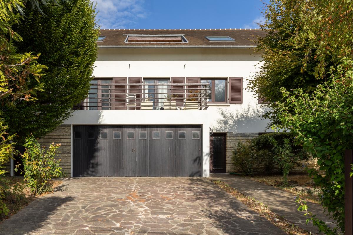 Maison 12 pièces 247 m² · à Rueil-Malmaison · 247 m² · 1 095 000 €