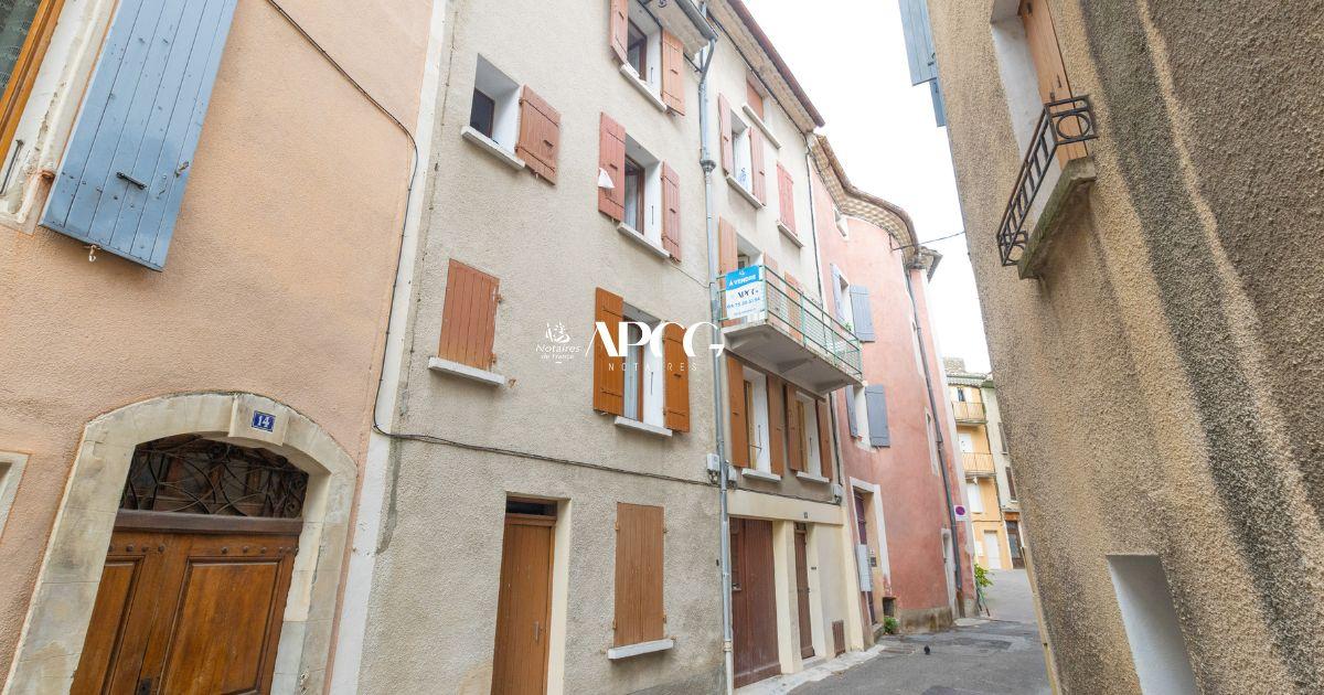 Maison 7 pièces 143 m² · à Nyons · 143 m² · 125 000 €