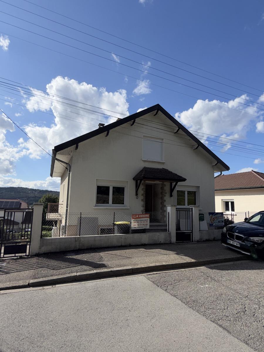 Maison 4 pièces 145 m² · à Oyonnax · 145 m² · 245 000 €