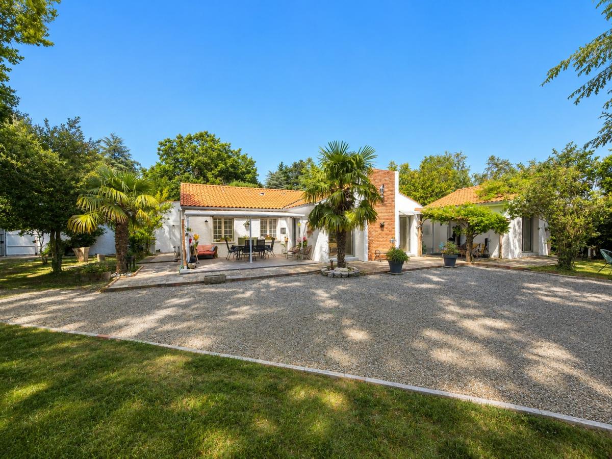 Maison 6 pièces 144 m² · à Saint-Aignan-Grandlieu · 144 m² · 354 572 €