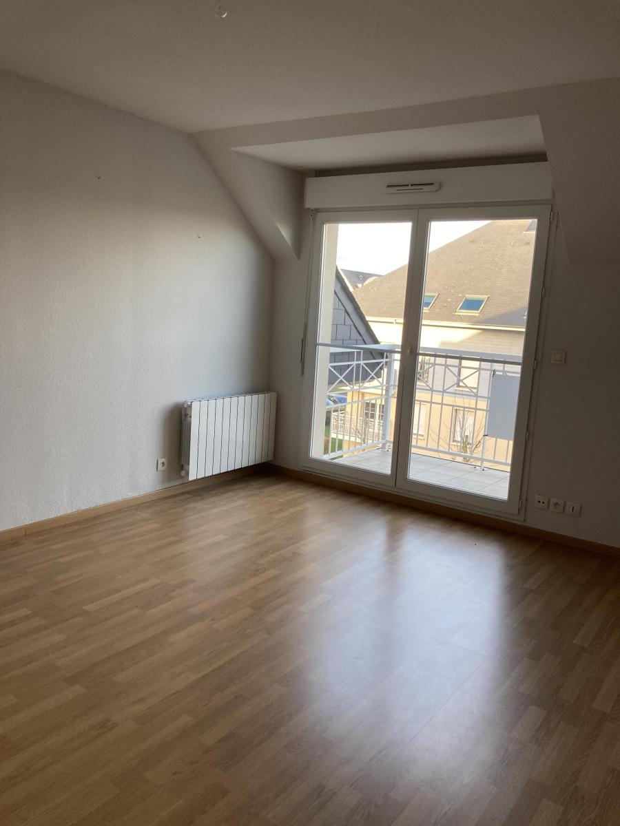 Appartement 2 pièces 42 m² · à Port-en-Bessin-Huppain · 42 m² · 440 €/mois