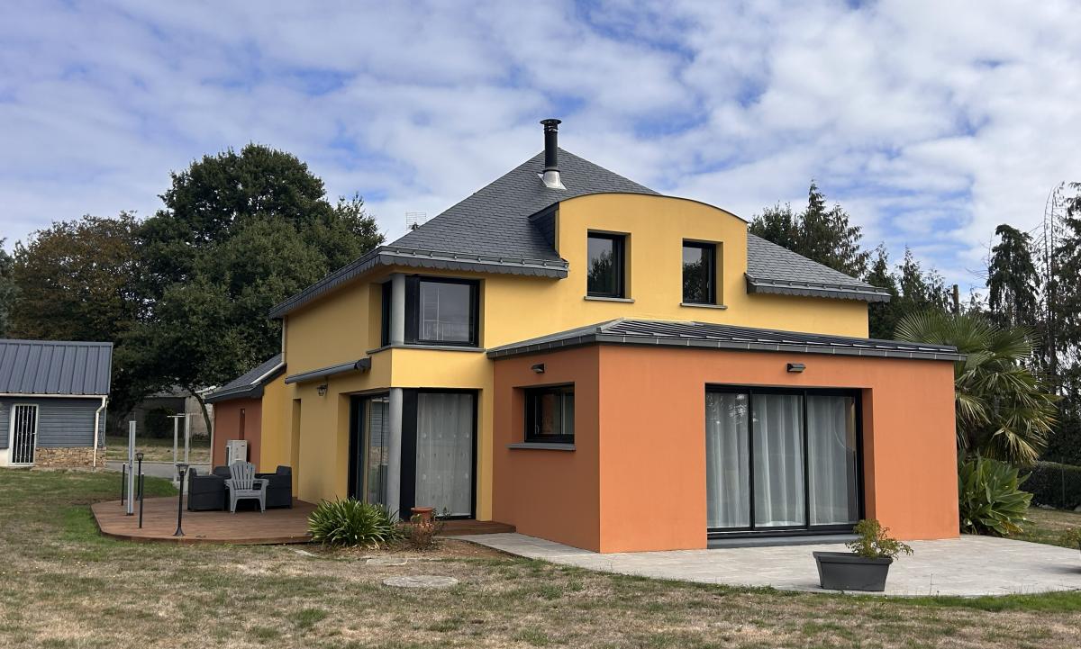 Maison 6 pièces 146 m² · à Carentoir · 146 m² · 329 000 €