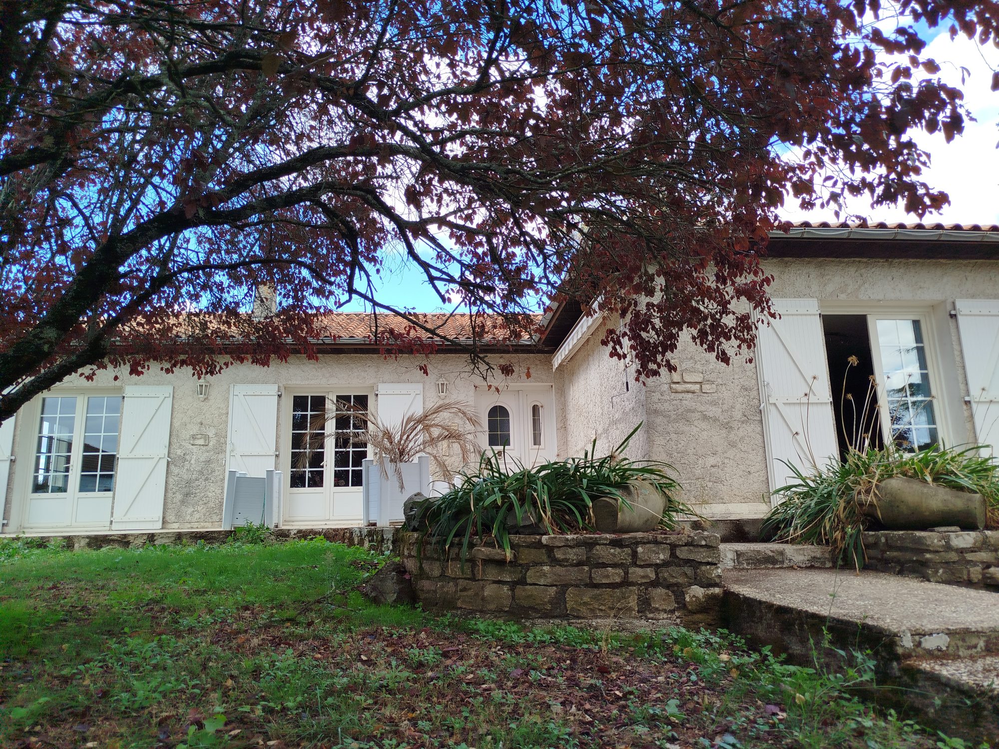 Maison 5 pièces 156 m² · à Aigondigné · 156 m² · 256 800 €