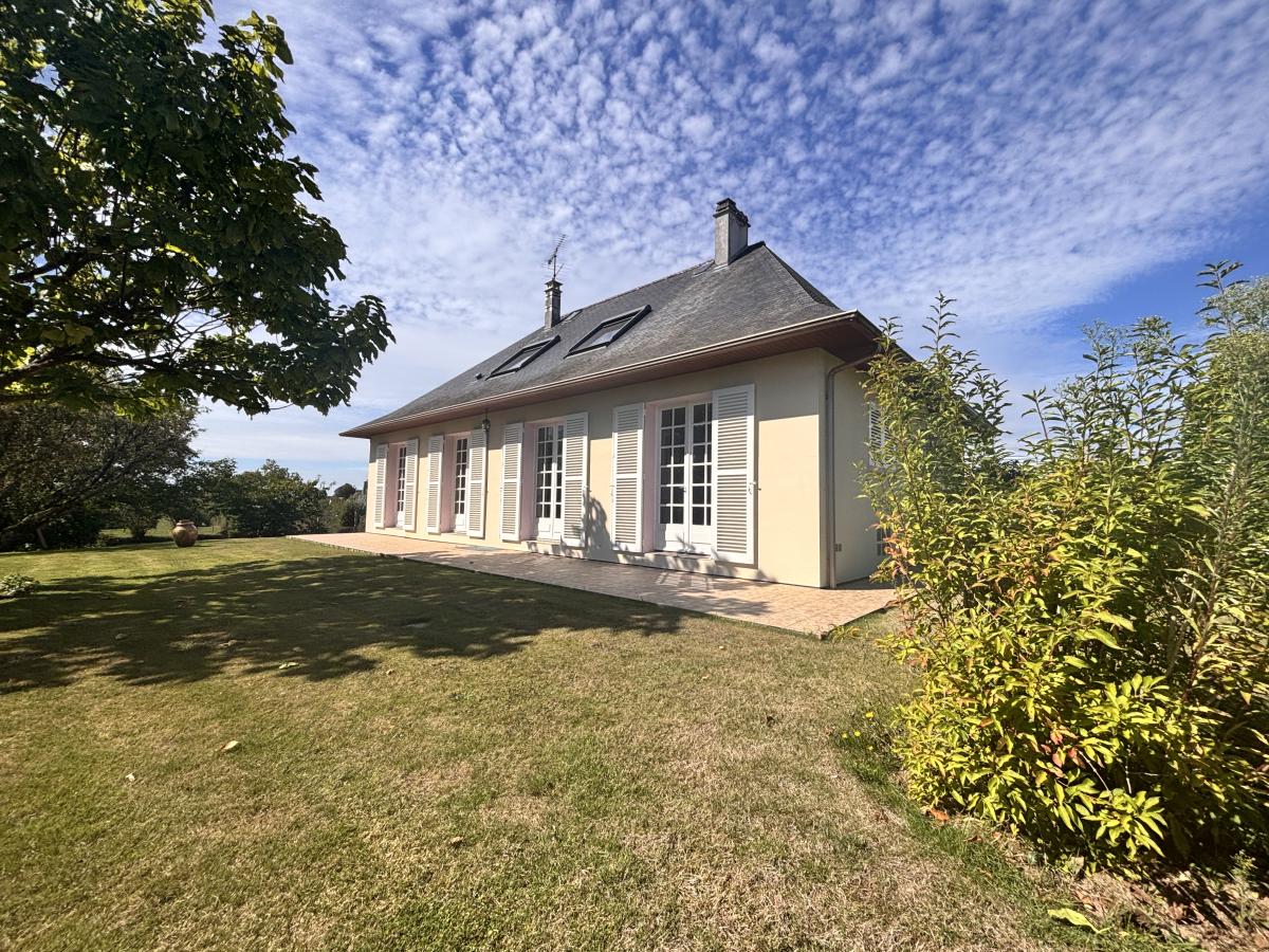 Maison 5 pièces 124 m² · à Saint-Martin-des-Besaces · 124 m² · 209 000 €