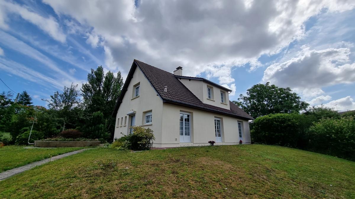 Maison 8 pièces 145 m² · à Marigny · 145 m² · 262 000 €