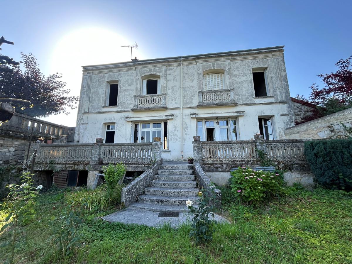 Maison 5 pièces 138 m² · à Dormans · 138 m² · 174 900 €