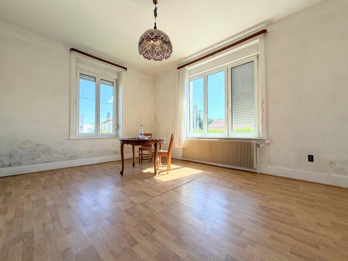 Appartement 2 pièces 60 m² · à Bruyères · 60 m² · 65 000 €