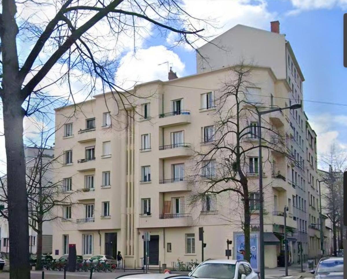 Appartement 4 pièces 96 m² · à Lyon 8e Arrondissement · 96 m² · 310 000 €