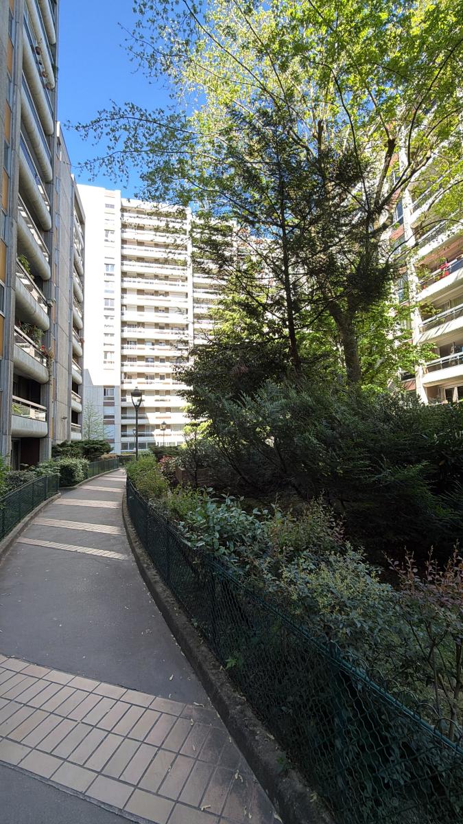 Appartement 3 pièces 70 m² · à Paris 19e Arrondissement · 70 m² · 430 500 €
