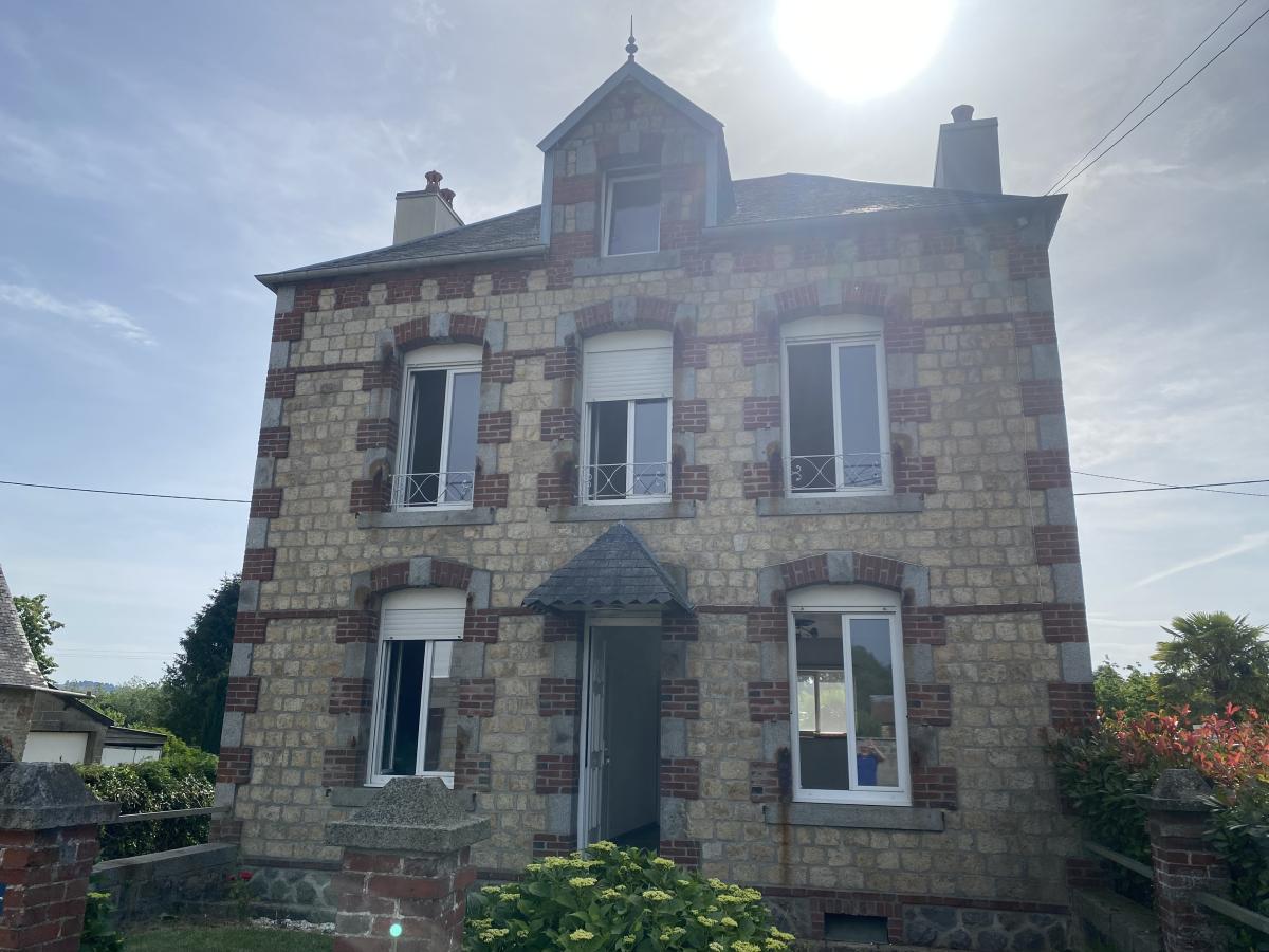 Maison 4 pièces 81 m² · à Sourdeval · 81 m² · 110 775 €