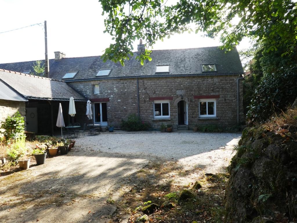Maison 6 pièces 127 m² · à Persquen · 127 m² · 194 580 €