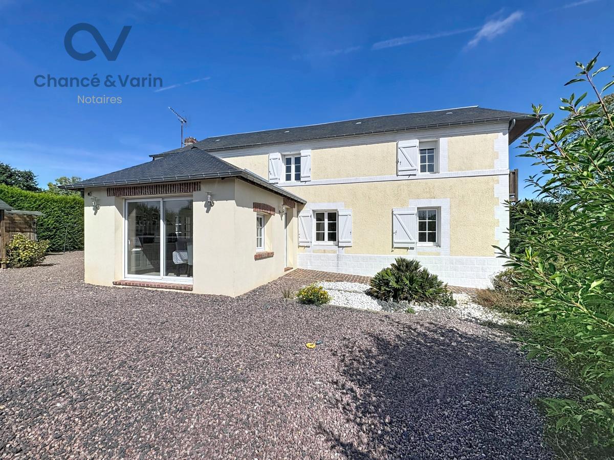 Maison 6 pièces 145 m² · à Livarot-Pays-d'Auge · 145 m² · 315 000 €