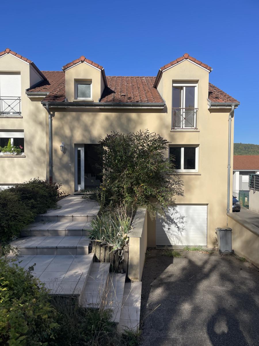 Maison 140 m² · à Corny-sur-Moselle · 140 m² · 297 000 €
