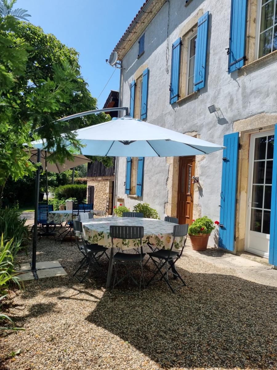 Maison 5 pièces 270 m² · à Barie · 270 m² · 252 000 €