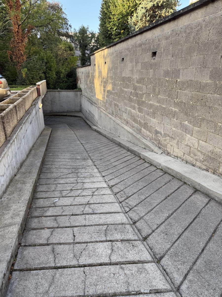 Parking 12 m² · à La Madeleine · 12 m² · 18 500 €