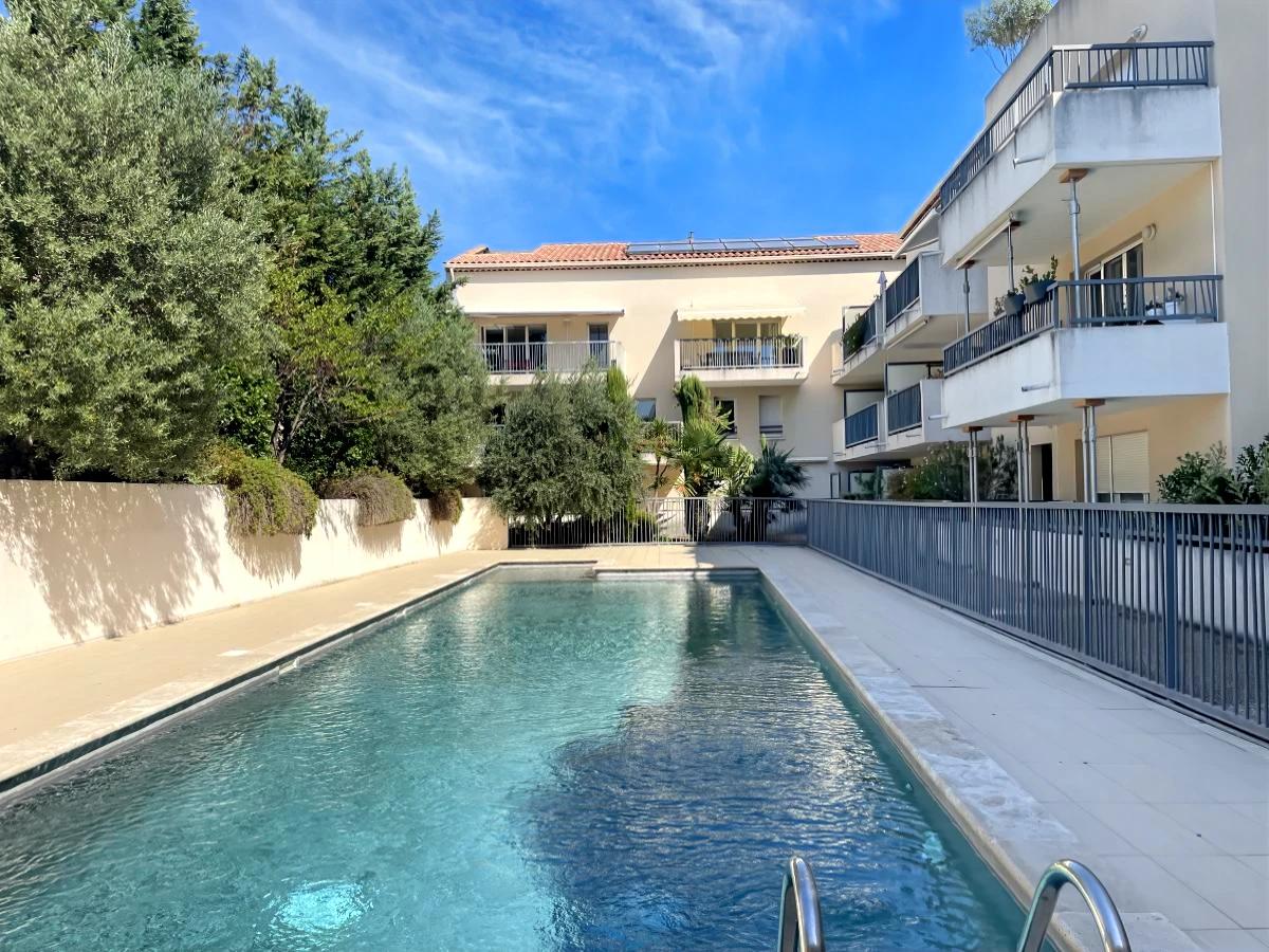 Appartement 3 pièces 73 m² · à Saint-Rémy-de-Provence · 73 m² · 350 000 €